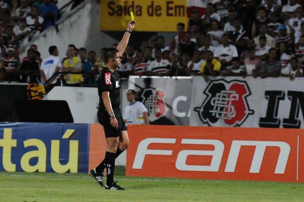 Time coral acumulou terceira derrota seguida na Série A; dos oito últimos jogos na Série A do Campeonato Brasileiro, são sete derrotas