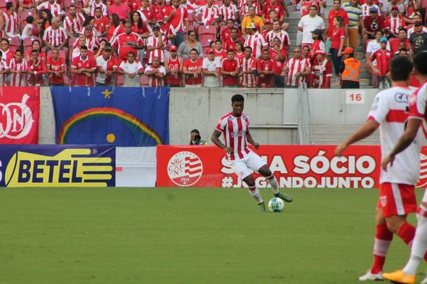 Alvirrubro entrou com uma escalação bastante diferente da utilizada nos últimos jogos e acabou sucumbindo diante do CRB