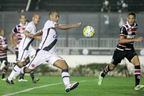 Mesmo atuando com uma equipe mista contra o Vasco (por opção do técnico Milton Mendes, em priorizar a Série A), o Santa Cruz apresentou um futebol organizado