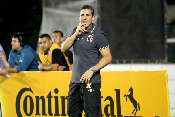 Mesmo atuando com uma equipe mista contra o Vasco (por opção do técnico Milton Mendes, em priorizar a Série A), o Santa Cruz apresentou um futebol organizado