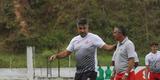 Timbu fez seu ltimo treino antes da viagem para Gois. Tcnico Alexandre Gallo comandou uma movimentao fechada  imprensa. Zagueiro Rafael Pereira, que era dvida para a partida, treinou normalmente com o elenco e no deve ser problema.