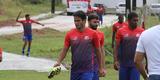 Timbu fez seu ltimo treino antes da viagem para Gois. Tcnico Alexandre Gallo comandou uma movimentao fechada  imprensa. Zagueiro Rafael Pereira, que era dvida para a partida, treinou normalmente com o elenco e no deve ser problema.