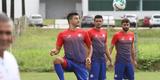 Timbu fez seu ltimo treino antes da viagem para Gois. Tcnico Alexandre Gallo comandou uma movimentao fechada  imprensa. Zagueiro Rafael Pereira, que era dvida para a partida, treinou normalmente com o elenco e no deve ser problema.