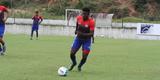 Timbu fez seu ltimo treino antes da viagem para Gois. Tcnico Alexandre Gallo comandou uma movimentao fechada  imprensa. Zagueiro Rafael Pereira, que era dvida para a partida, treinou normalmente com o elenco e no deve ser problema.