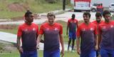 Timbu fez seu ltimo treino antes da viagem para Gois. Tcnico Alexandre Gallo comandou uma movimentao fechada  imprensa. Zagueiro Rafael Pereira, que era dvida para a partida, treinou normalmente com o elenco e no deve ser problema.