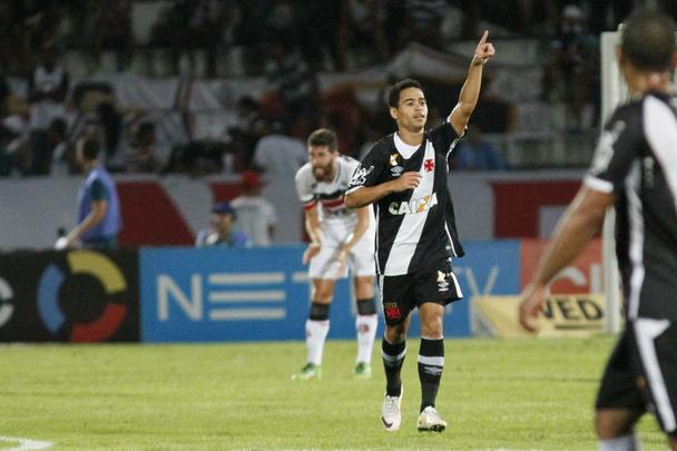 Santa Cruz e Vasco empataram no jogo de ida, no Rio de Janeiro, em 1 a 1, e voltaram a fazer uma partida equilibrada no Arruda, na noite desta quarta-feira