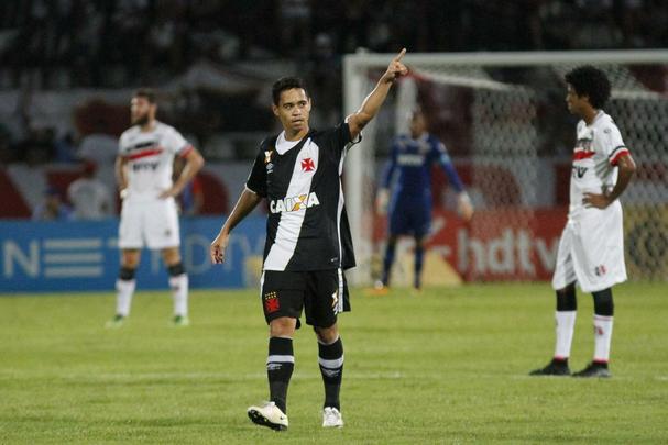 Santa Cruz e Vasco empataram no jogo de ida, no Rio de Janeiro, em 1 a 1, e voltaram a fazer uma partida equilibrada no Arruda, na noite desta quarta-feira