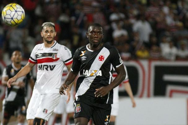 Santa Cruz e Vasco empataram no jogo de ida, no Rio de Janeiro, em 1 a 1, e voltaram a fazer uma partida equilibrada no Arruda, na noite desta quarta-feira