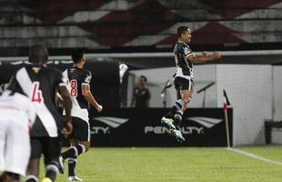 Santa Cruz e Vasco empataram no jogo de ida, no Rio de Janeiro, em 1 a 1, e voltaram a fazer uma partida equilibrada no Arruda, na noite desta quarta-feira