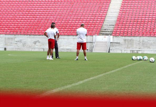 Tcnico Alexandre Gallo dever repetir a mesma escalao que venceu o Ava na ltima rodada para tentar embalar na Srie B contra o Tupi