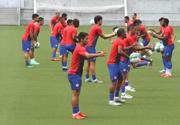 Tcnico Alexandre Gallo dever repetir a mesma escalao que venceu o Ava na ltima rodada para tentar embalar na Srie B contra o Tupi