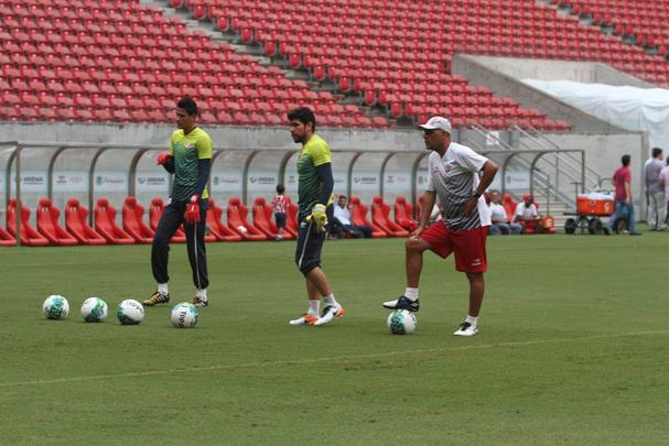 Tcnico Alexandre Gallo dever repetir a mesma escalao que venceu o Ava na ltima rodada para tentar embalar na Srie B contra o Tupi