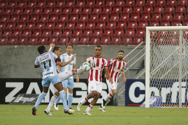 Londrina bateu o time alvirrubro pelo placar de 2 a 0 em plena Arena de Pernambuco, em partida válida pela 22ª rodada da Série B do Campeonato Brasileiro