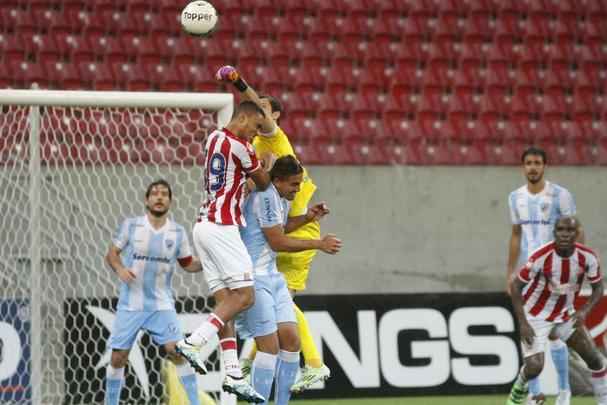 Londrina bateu o time alvirrubro pelo placar de 2 a 0 em plena Arena de Pernambuco, em partida válida pela 22ª rodada da Série B do Campeonato Brasileiro