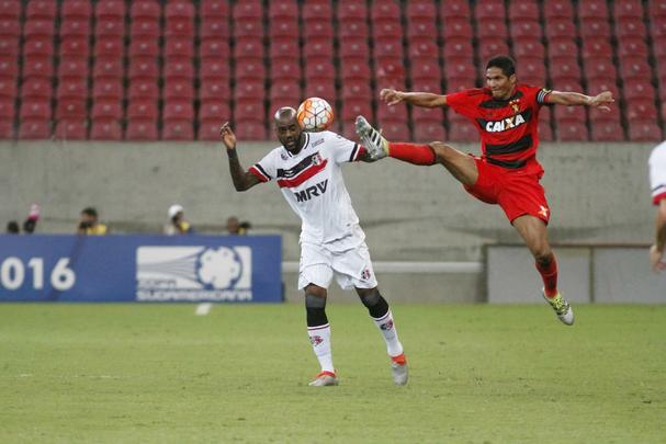 Com gol de Bruno Moraes, no segundo tempo, Tricolor vence o Leão por 1 a 0 e agora enfrentará Sportivo Luqueño-PAR ou Independiente Medellin-COL
