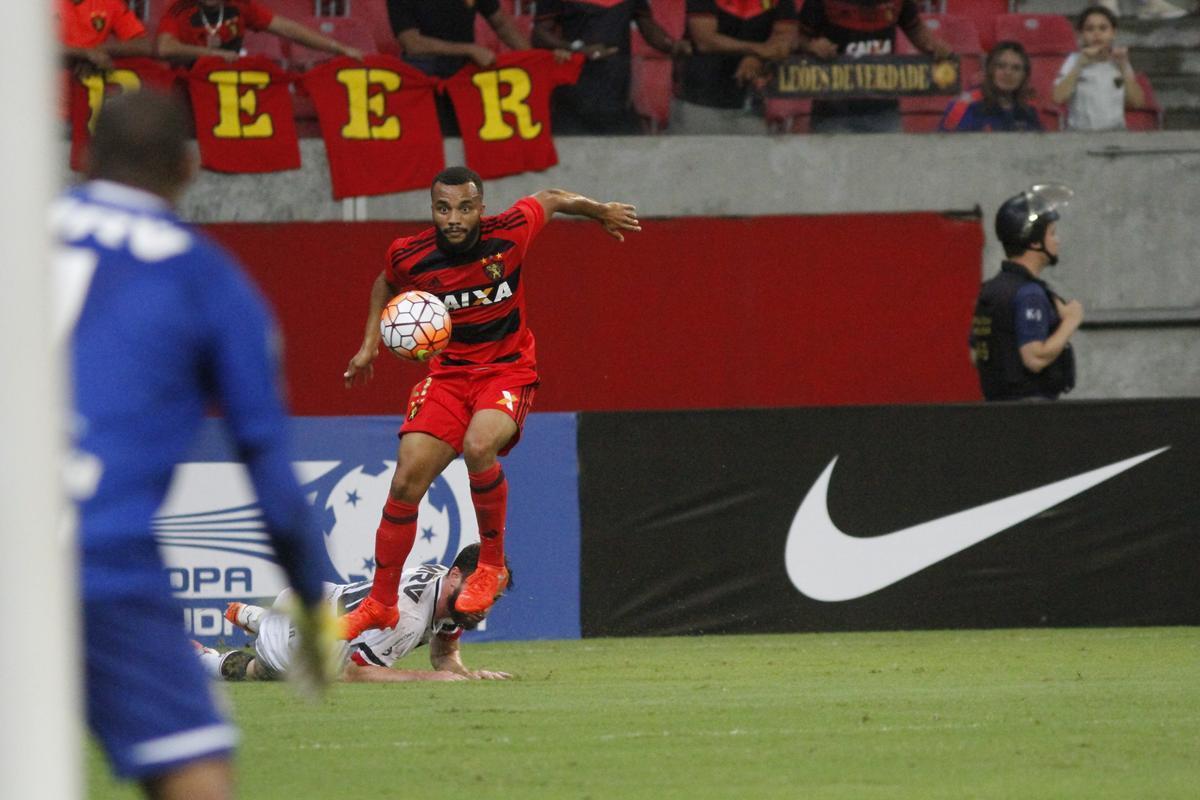 Com gol de Bruno Moraes, no segundo tempo, Tricolor vence o Leo por 1 a 0 e agora enfrentar Sportivo Luqueo-PAR ou Independiente Medellin-COL