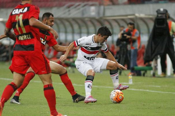 Com gol de Bruno Moraes, no segundo tempo, Tricolor vence o Leão por 1 a 0 e agora enfrentará Sportivo Luqueño-PAR ou Independiente Medellin-COL
