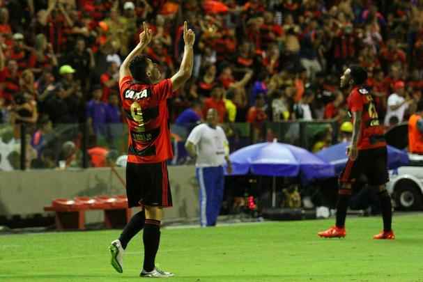 Sport fez todos os gols na etapa final, respira na Série A e dificulta vida do Santa Cruz no Campeonato Brasileiro