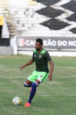 Grafite apareceu no gramado do Arruda para iniciar os trabalhos específicos, enquanto Bruno Moraes e o restante dos jogadores que atuaram frente ao Atlético-PR limitaram-se a trabalhos na academia antes de subirem o campo para apenas assistir às atividades do restante do elenco