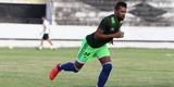 Grafite apareceu no gramado do Arruda para iniciar os trabalhos espec�ficos, enquanto Bruno Moraes e o restante dos jogadores que atuaram frente ao Atl�tico-PR limitaram-se a trabalhos na academia antes de subirem o campo para apenas assistir �s atividades do restante do elenco