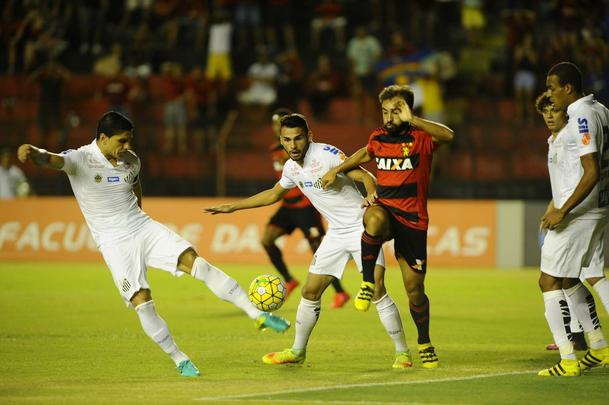 Leão e Peixe fizeram uma partida bastante movimentada, repleta de chances de gols para ambos os lados, na noite deste sábado, na Ilha do Retiro
