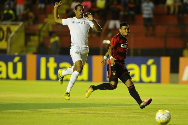 Leão e Peixe fizeram uma partida bastante movimentada, repleta de chances de gols para ambos os lados, na noite deste sábado, na Ilha do Retiro