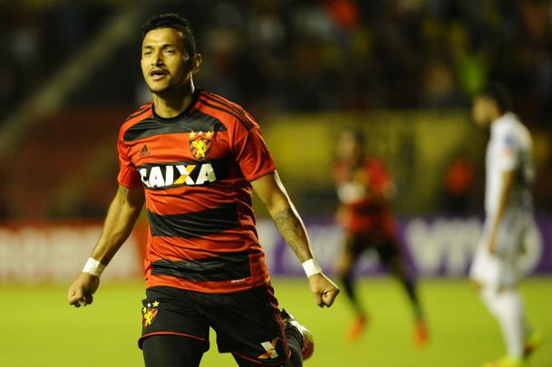 Leão e Peixe fizeram uma partida bastante movimentada, repleta de chances de gols para ambos os lados, na noite deste sábado, na Ilha do Retiro