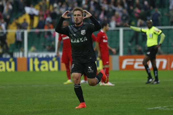 No ranking dos clubes no Z4, o Figueirense aparece ao lado do Sport na quarta posição. Ambos apareceram 12 vezes na zona de degola. Os catarinenses, de acordo com a UFMG, tem 54,5% de chance de cair à Série B