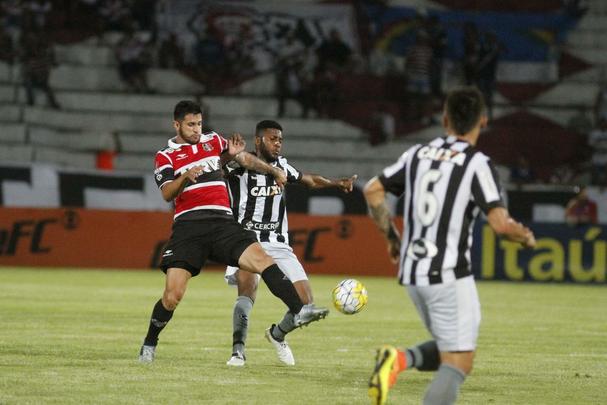 Santa Cruz fez uma partida equilibrada ao longo dos 90 minutos, mas vacilou no fim e sofreu mais um golpe que encaminha o rebaixamento