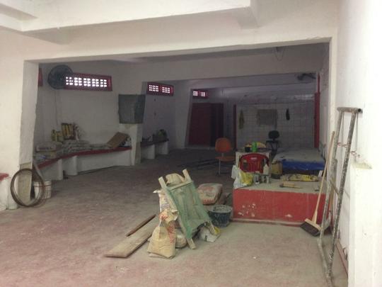 Clube tem investido no reforço da estrutura de concreto armado do estádio. Em paralelo, outras medidas estão sendo planejadas, como a troca do sistema de iluminação e do setor de cadeiras. Quanto ao gramado, último passo da obra, material sintético utilizado na Arena da Baixada agradou a direção