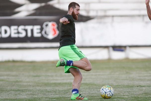Titular desde a Série B do ano passado, Danny Morais dividiu com Néris a dupla de zaga durante parte da temporada. Mesmo com todas as mudanças de treinadores no clube, seguiu na equipe principal.
