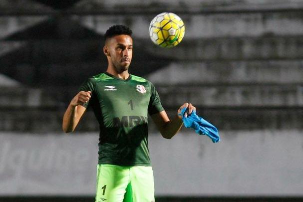 O zagueiro Wellington Silva teve poucas oportunidades durante a temporada do Santa, mesmo assim não conseguiu render o esperado e não se firmou como titular em nenhum momento na equipe.