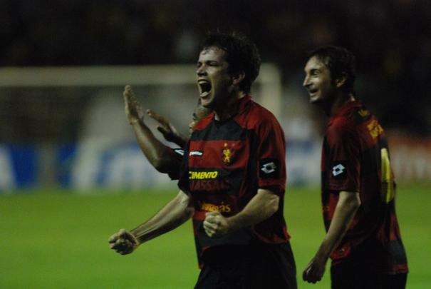 Seis meses aps chegar  Ilha do Retiro, Daniel Paulista conquistou o ttulo mais importante da sua carreira e o segundo mais importante da histria do Sport: a Copa do Brasil. Um dos momentos mais marcantes daquela campanha, foi o gol do volante sobre o Vasco, no jogo de ida da semifinal, na Ilha, quando o Leo venceu por 2 a 0