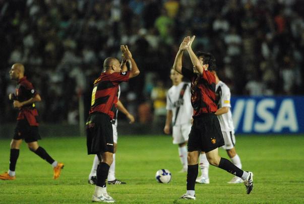 Seis meses aps chegar  Ilha do Retiro, Daniel Paulista conquistou o ttulo mais importante da sua carreira e o segundo mais importante da histria do Sport: a Copa do Brasil. Um dos momentos mais marcantes daquela campanha, foi o gol do volante sobre o Vasco, no jogo de ida da semifinal, na Ilha, quando o Leo venceu por 2 a 0