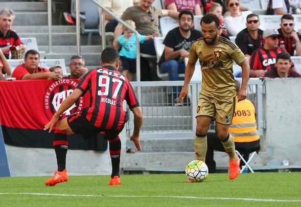 Derrota em Curitiba deixou o Leão com o alerta aceso para as duas últimas rodadas da Série A na luta contra o rebaixamento
