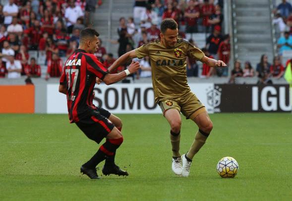 Derrota em Curitiba deixou o Leão com o alerta aceso para as duas últimas rodadas da Série A na luta contra o rebaixamento