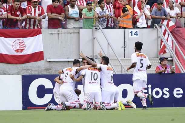 Em confronto decisivo pelo acesso  Srie A, o Timbu perdeu por 2 a 0 para o Oeste e deixa escapar chance de ascender  elite do Brasileiro