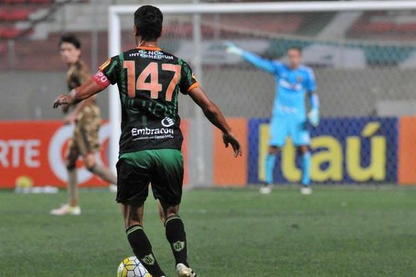 Em confronto decisivo contra o rebaixamento, precisando somente de uma vitória para garantir a permanência na Série A, o Sport empatou com o América-MG em 2 a 2 no Independência