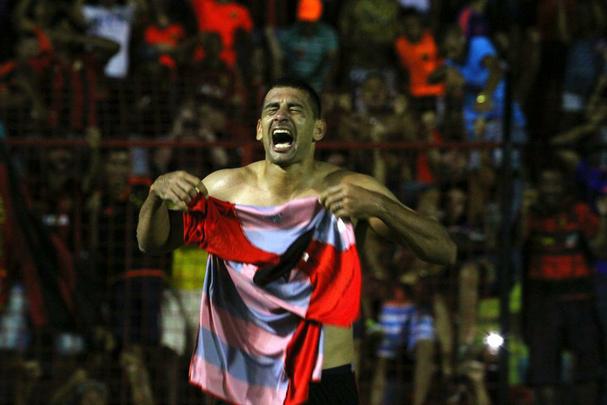 Em jogo dominado pelo Sport, gols saram apenas no segundo tempo da partida