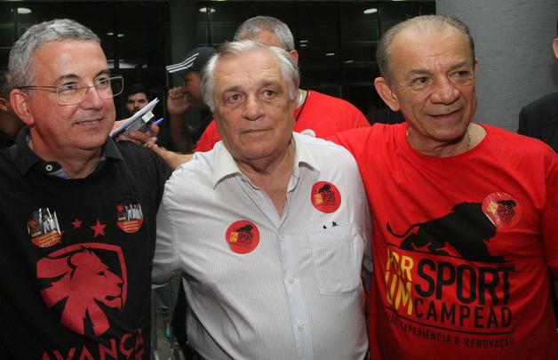 Candidato da situação, Arnaldo Barros teve 61,7% dos votos na maior participação em um pleito do tipo no estado; Wanderson admitiu derrota antes mesmo do fim da apuração e parabenizou o adversário