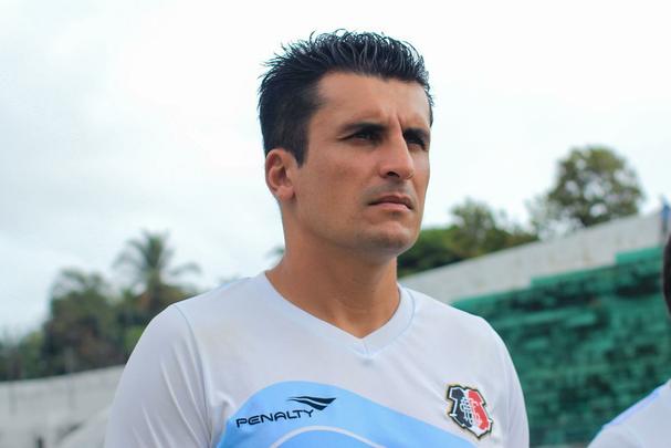 Santa Cruz viaja para Itu, subsede da competi��o da Copa S�o Paulo de Futebol J�nior, com uma delega��o de 20 jogadores e outros cinco integrantes da comiss�o t�cnica
