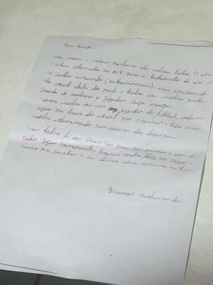 A carta escrita por Lucas Barbosa da Silva que pedia pela visita de Diego Souza 