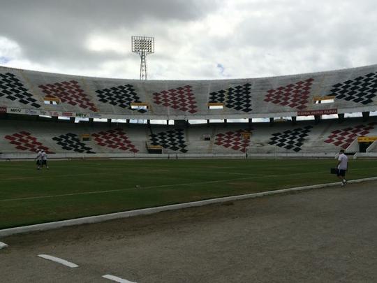 A comisso patrimonial do clube realizou reparos no gramado, iluminao, acesso ao estdio e ainda trabalhou em reformas no banheiro. O elenco coral j voltou a trabalhar no estdio e far o primeiro jogo em 2017 no dia 21, contra o Paysandu, pela Taa Asa Branca