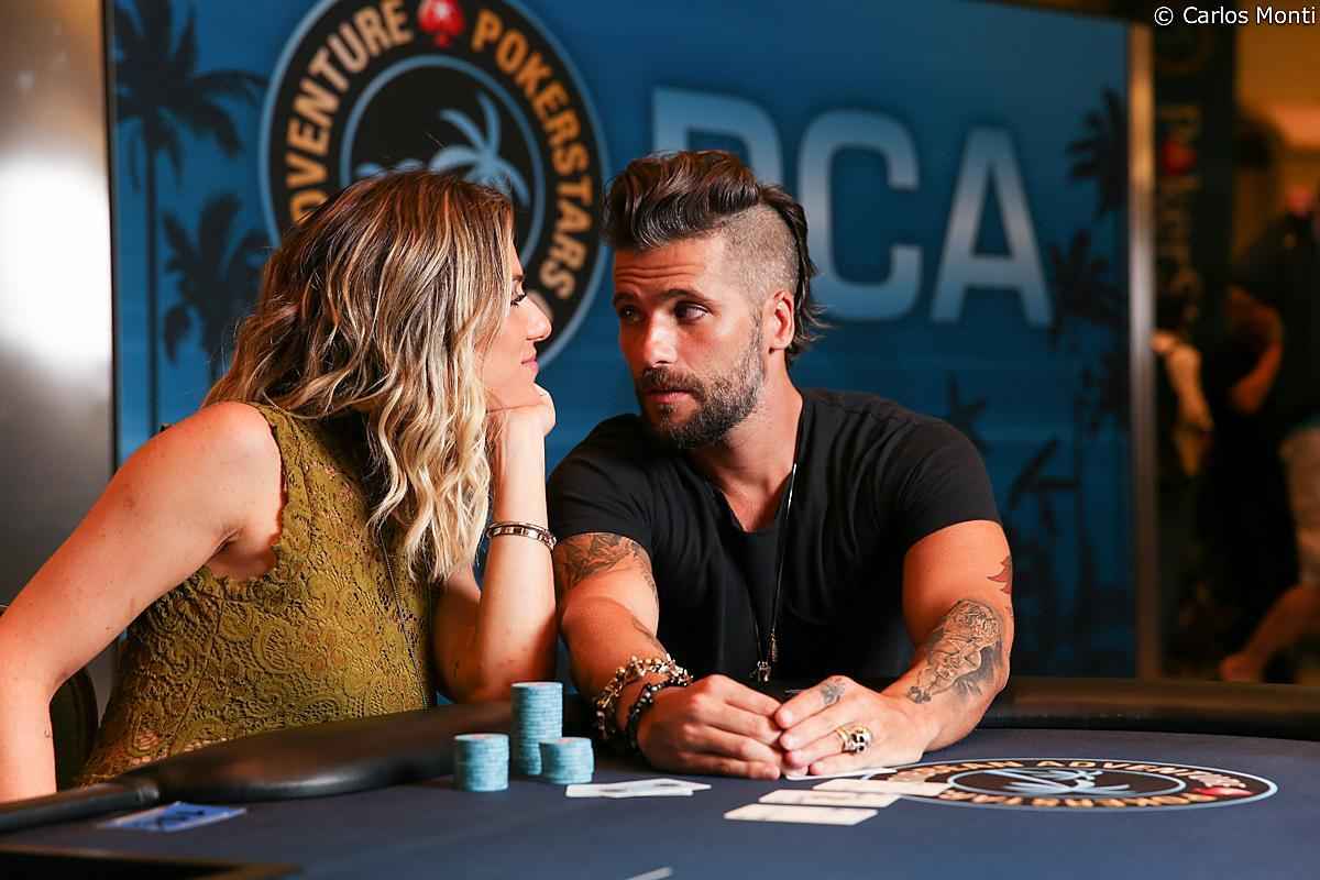 tores Bruno Gagliasso e Giovanna Ewbank jogando pquer