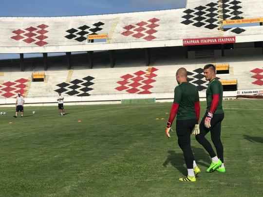 Novos contratados pela diretoria coral começaram a trabalhar sob o comando do técnico Vinícius Eutrópio no Arruda