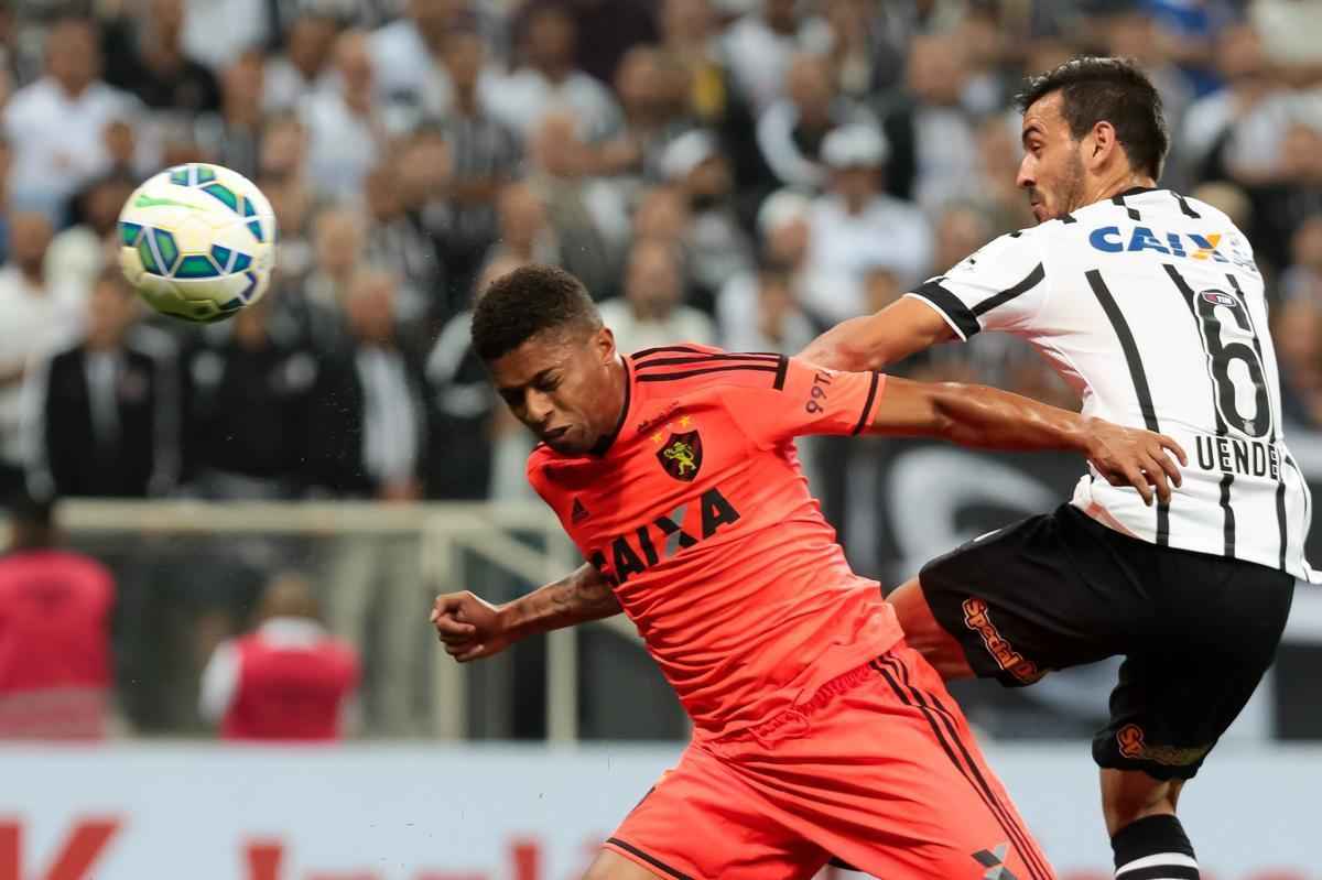 18 rodada do Campeonato Brasileiro. Na Arena Corinthians, o placar registrado talvez no ilustre a partida daquele dia da maneira mais justa. Em um confronto acirrado, a derrota por 4 a 3 do Sport para o time paulista foi a somente a segunda fora de casa do Rubro-negro. Na ocasio, Andr marcou somente uma vez, buscando o primeiro empate da partida, em 1 a 1, aos 17 minutos.