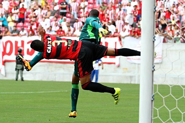 Nutico recebe o Sport na Arena de Pernambuco