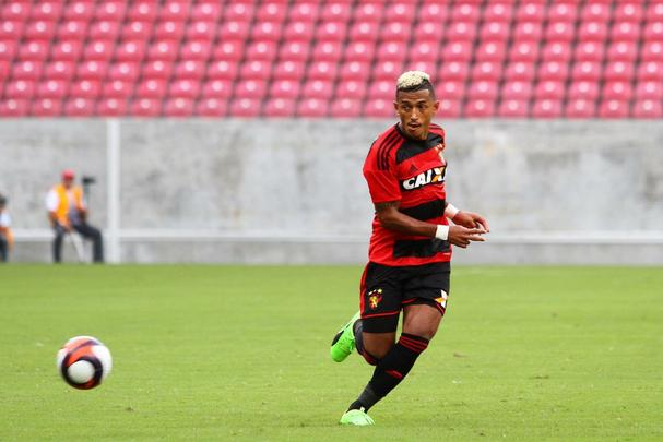 Nutico recebe o Sport na Arena de Pernambuco