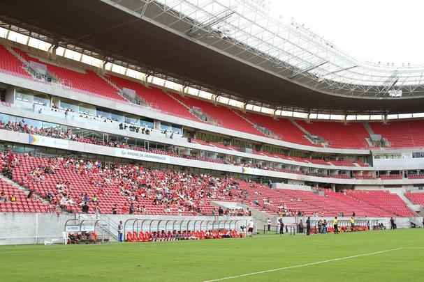 Nutico recebe o Sport na Arena de Pernambuco