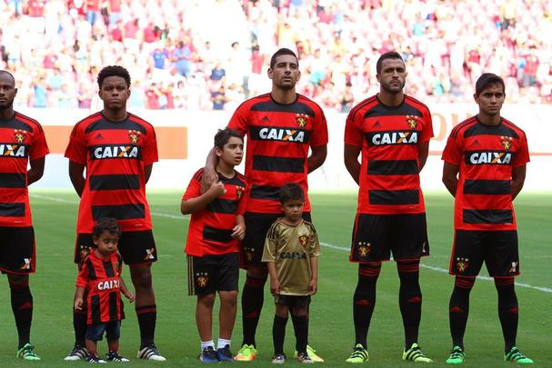 Nutico recebe o Sport na Arena de Pernambuco
